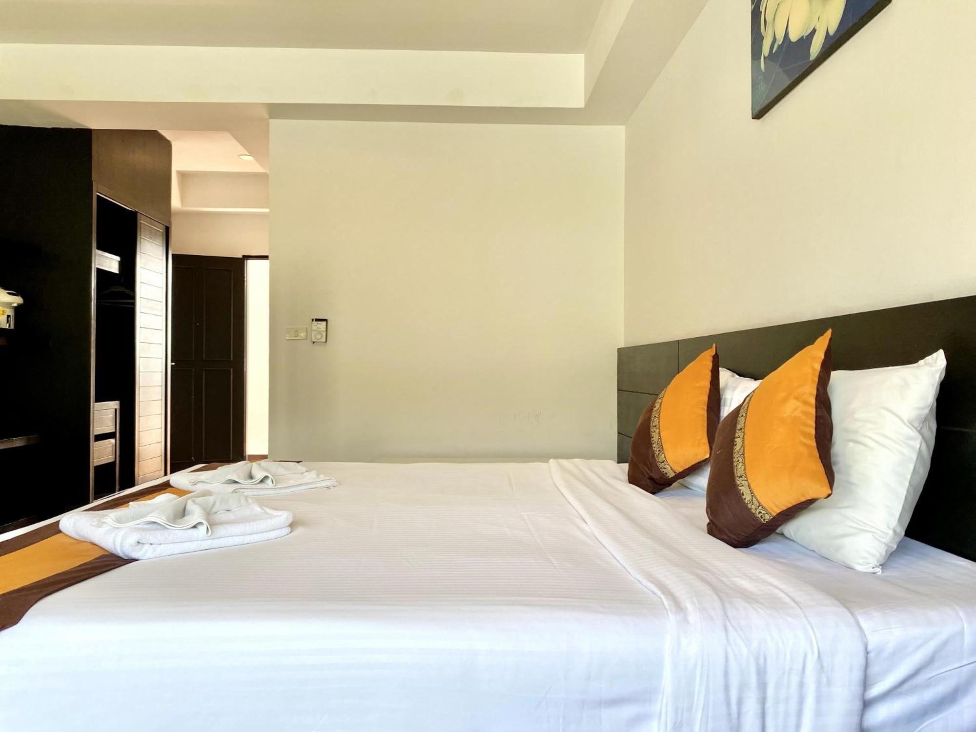 H.R.K.Resort Patong Exterior photo