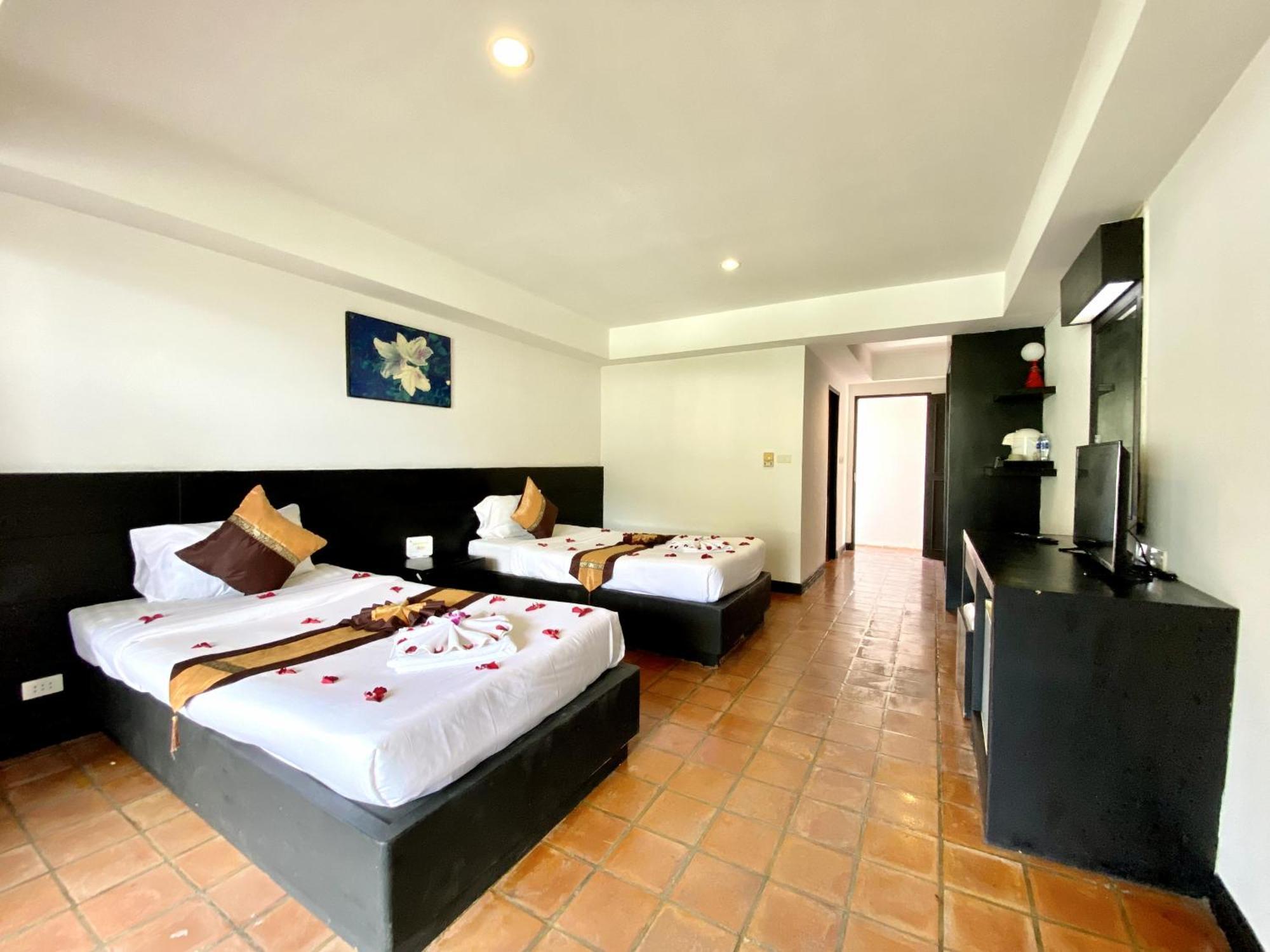H.R.K.Resort Patong Exterior photo